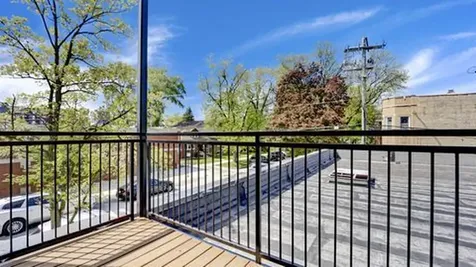 4350 West Lawrence Avenue Chicago IL 60630