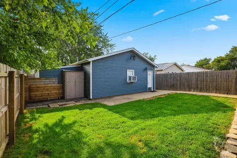 235 North Jefferson Avenue Bradley IL 60915