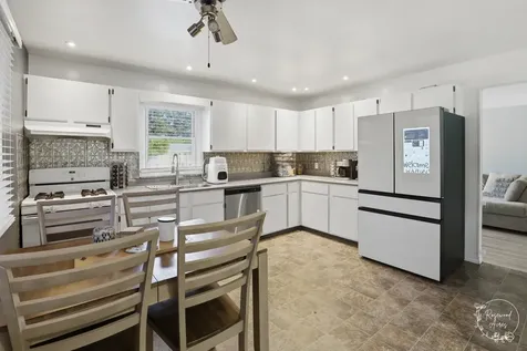 235 North Jefferson Avenue Bradley IL 60915