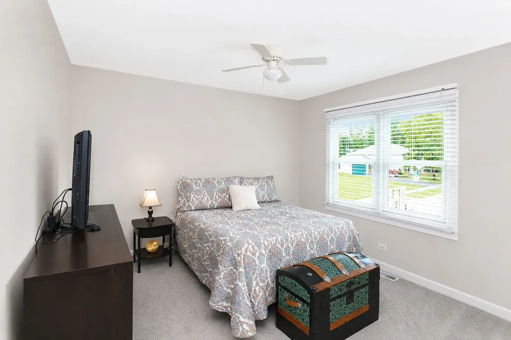 1434 Coral Reef Way Lake Zurich IL 60047