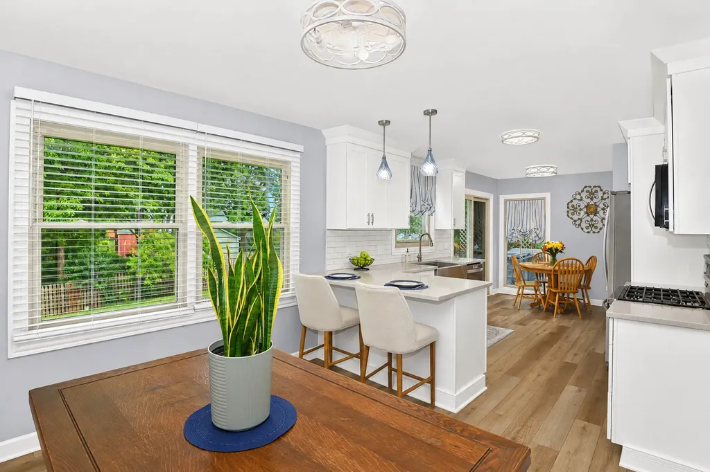 1434 Coral Reef Way Lake Zurich IL 60047