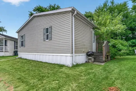 84 Brenner Court Lynwood IL 60411
