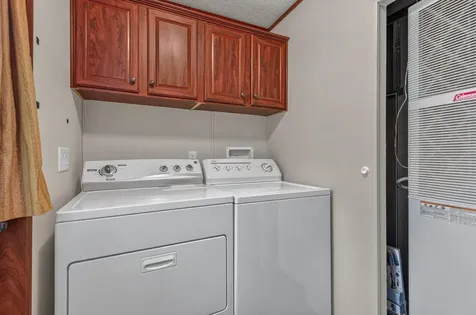 84 Brenner Court Lynwood IL 60411
