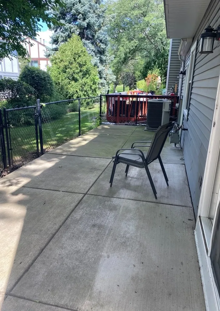 7342 Hartford Road Downers Grove IL 60516