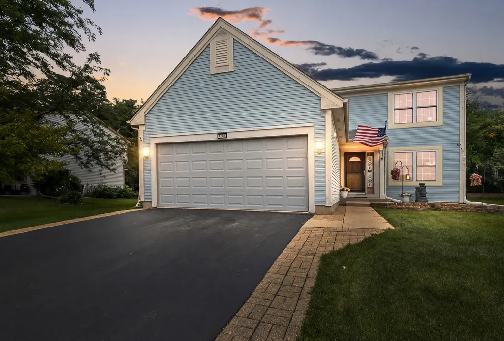 832 Fox Chase Drive Round Lake Beach IL 60073