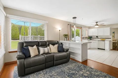 832 Fox Chase Drive Round Lake Beach IL 60073
