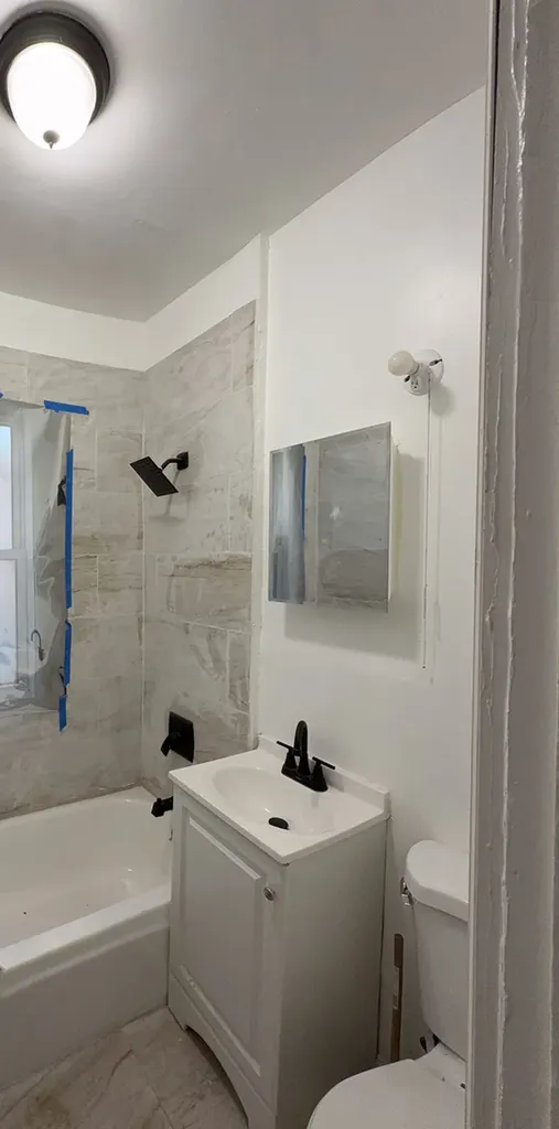 7621 South Saint Lawrence Avenue Chicago IL 60619