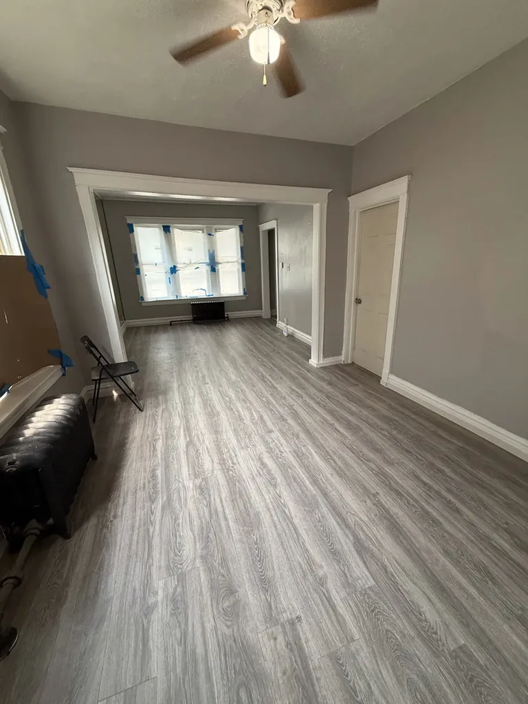 7621 South Saint Lawrence Avenue Chicago IL 60619