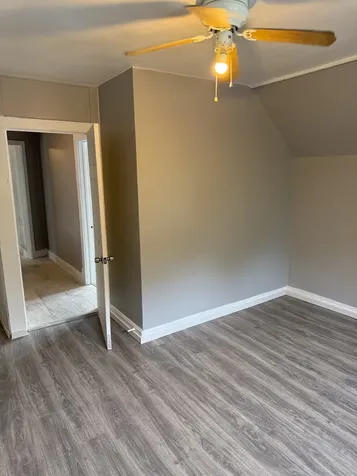 7621 South Saint Lawrence Avenue Chicago IL 60619