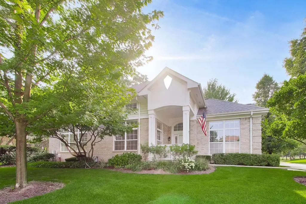 1958 Trevino Terrace Vernon Hills IL 60061