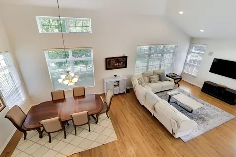 1958 Trevino Terrace Vernon Hills IL 60061