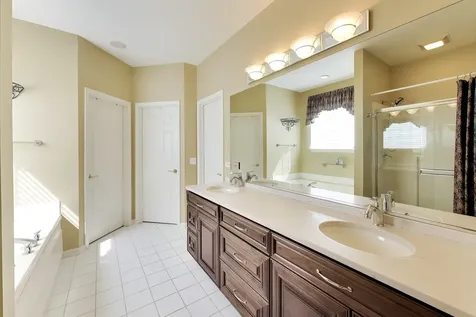 1958 Trevino Terrace Vernon Hills IL 60061