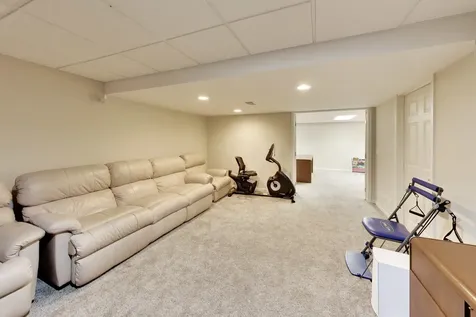 1958 Trevino Terrace Vernon Hills IL 60061