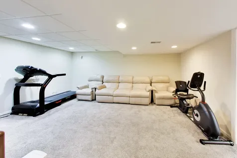 1958 Trevino Terrace Vernon Hills IL 60061