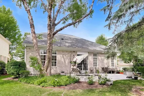 1958 Trevino Terrace Vernon Hills IL 60061