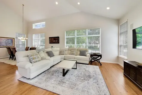 1958 Trevino Terrace Vernon Hills IL 60061