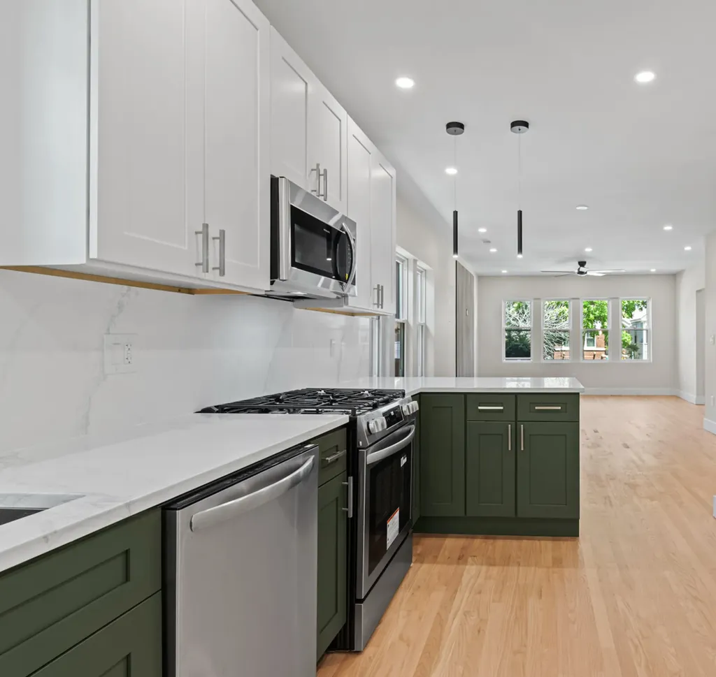 4829 West Strong Street Chicago IL 60630