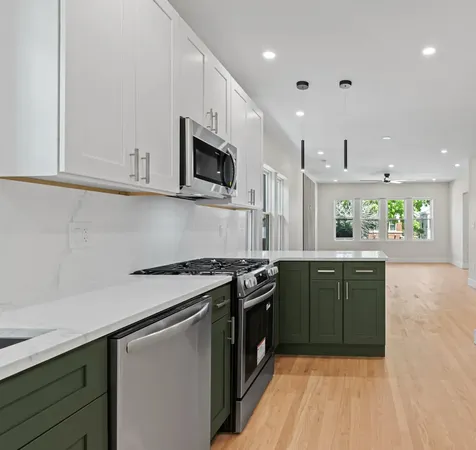 4829 West Strong Street Chicago IL 60630