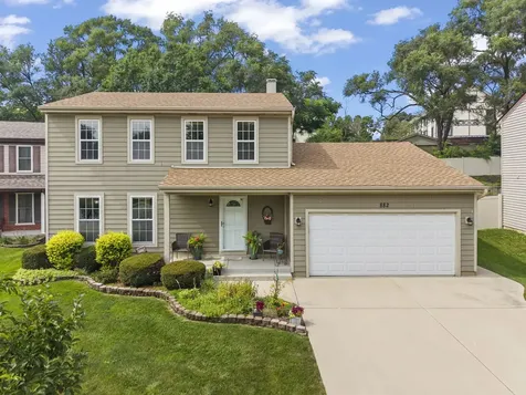 882 Aspen Drive Lombard IL 60148