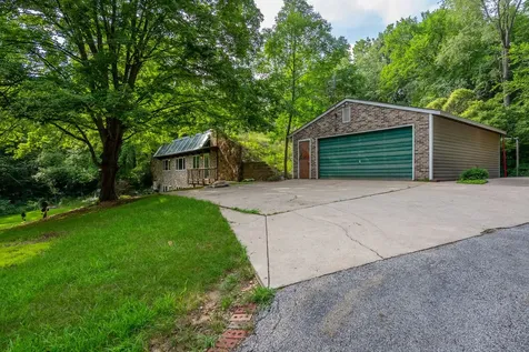 3312 187TH Street Court East Moline IL 61244