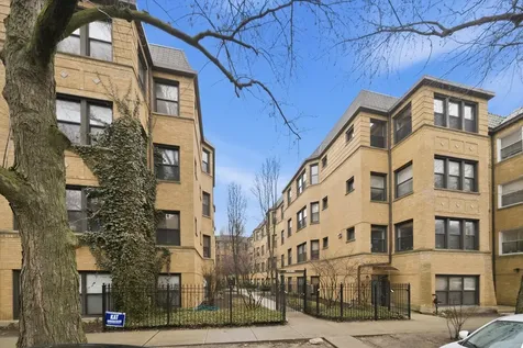 7633 North Greenview Avenue Chicago IL 60626