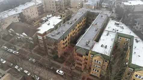 7633 North Greenview Avenue Chicago IL 60626
