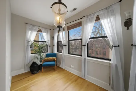 7633 North Greenview Avenue Chicago IL 60626