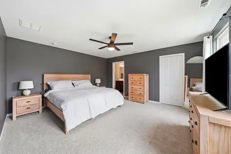 2341 Mayfield Drive Montgomery IL 60538