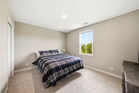 2341 Mayfield Drive Montgomery IL 60538