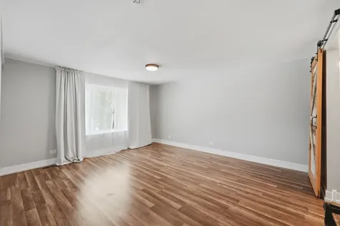 1996 Holbrook Lane Hoffman Estates IL 60194
