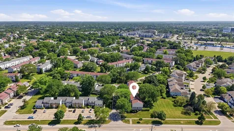1996 Holbrook Lane Hoffman Estates IL 60194