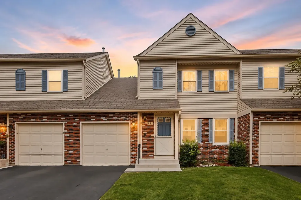 931 Perry Drive Algonquin IL 60102