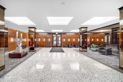 535 North Michigan Avenue Chicago IL 60611