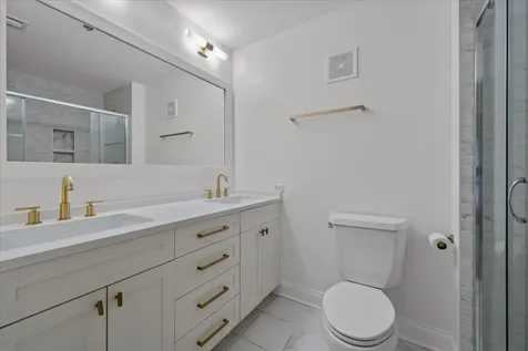 391 Kelburn Road Deerfield IL 60015