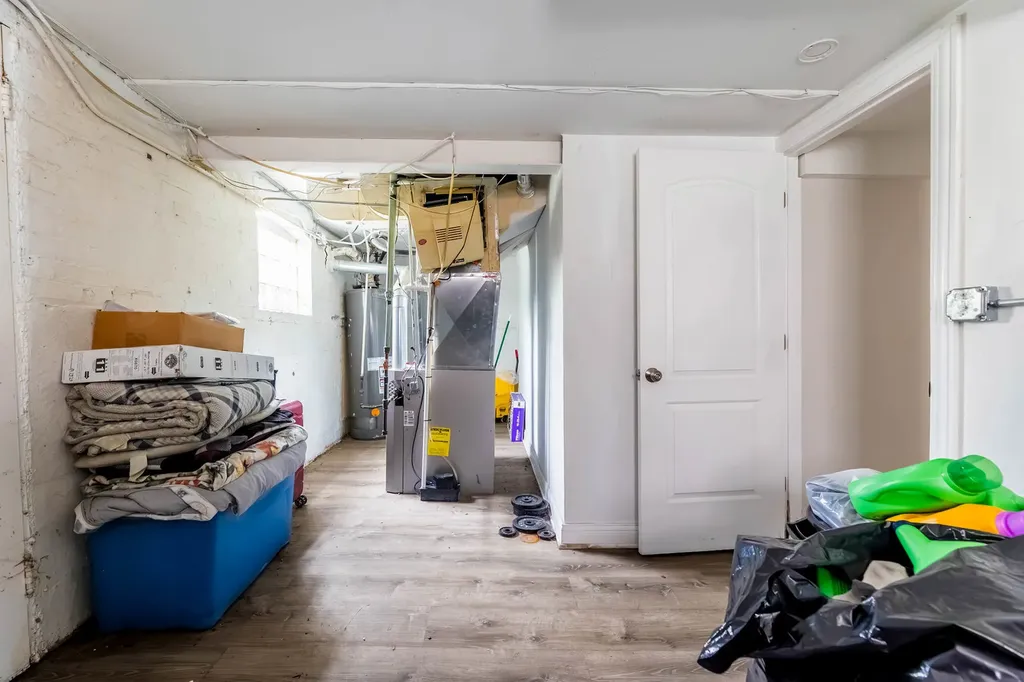 8918 South Merrill Avenue Chicago IL 60617