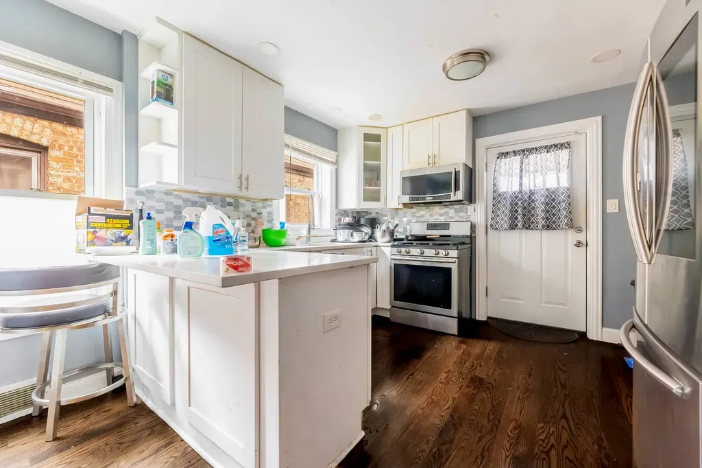 8918 South Merrill Avenue Chicago IL 60617