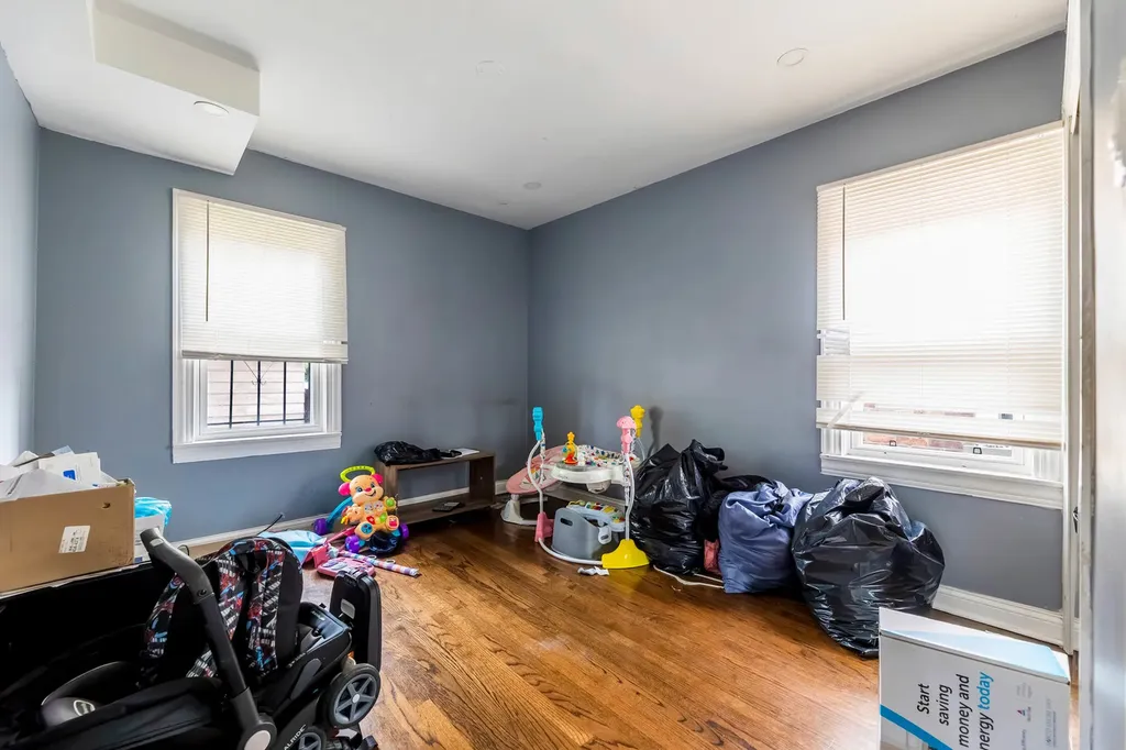 8918 South Merrill Avenue Chicago IL 60617