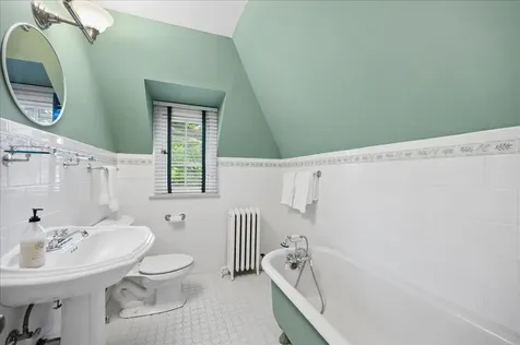 555 Cherry Street Winnetka IL 60093