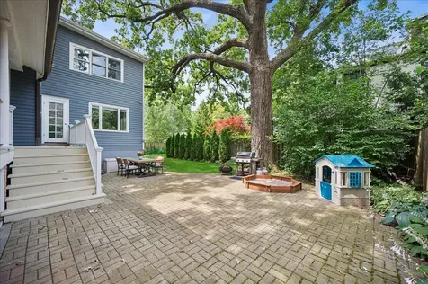 555 Cherry Street Winnetka IL 60093