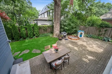 555 Cherry Street Winnetka IL 60093