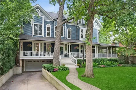 555 Cherry Street Winnetka IL 60093