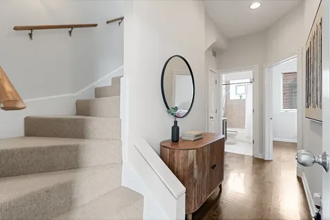 2009 North Hoyne Avenue Chicago IL 60647
