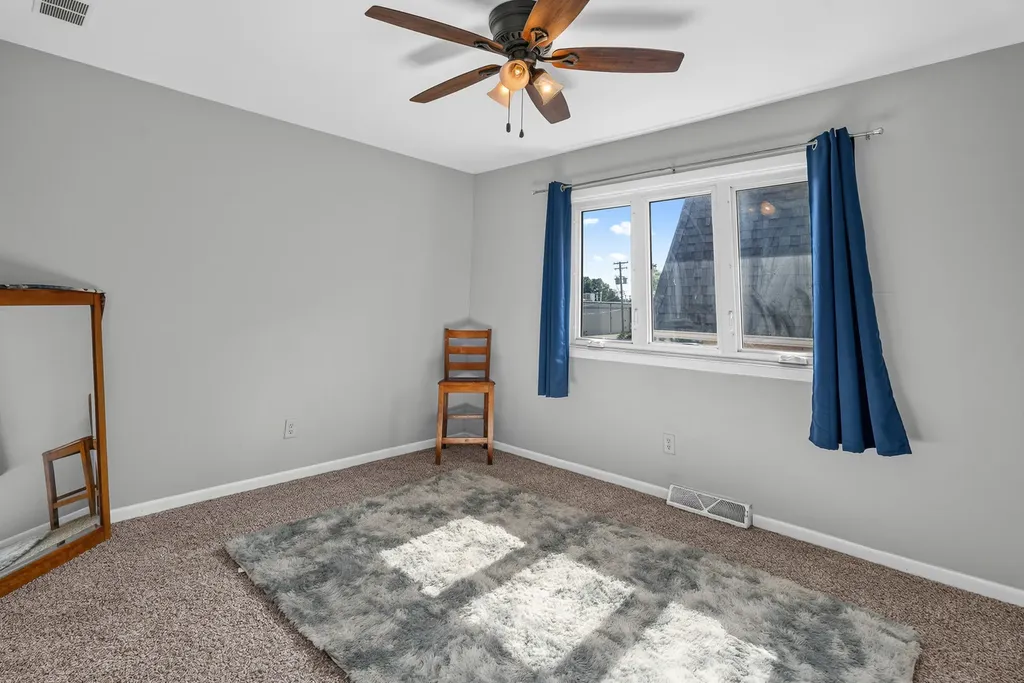613 East 3rd Street Lockport IL 60441