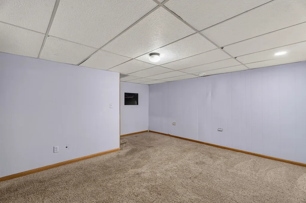 613 East 3rd Street Lockport IL 60441