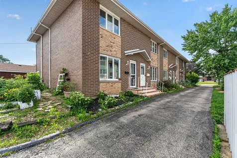 613 East 3rd Street Lockport IL 60441