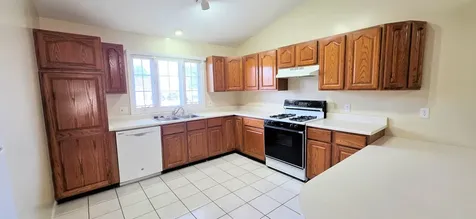 1136 Meadows Walk Bourbonnais IL 60914