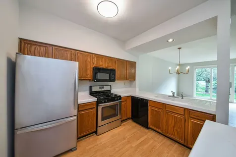 1481 Walnut Hill Avenue St. Charles IL 60174