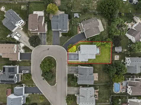 2253 North Stonehedge Court Round Lake Beach IL 60073