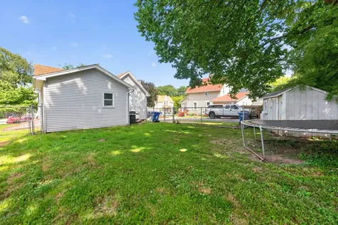 322 Hickory Street Dekalb IL 60115