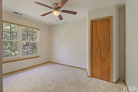 567 Shakespeare Drive Grayslake IL 60030